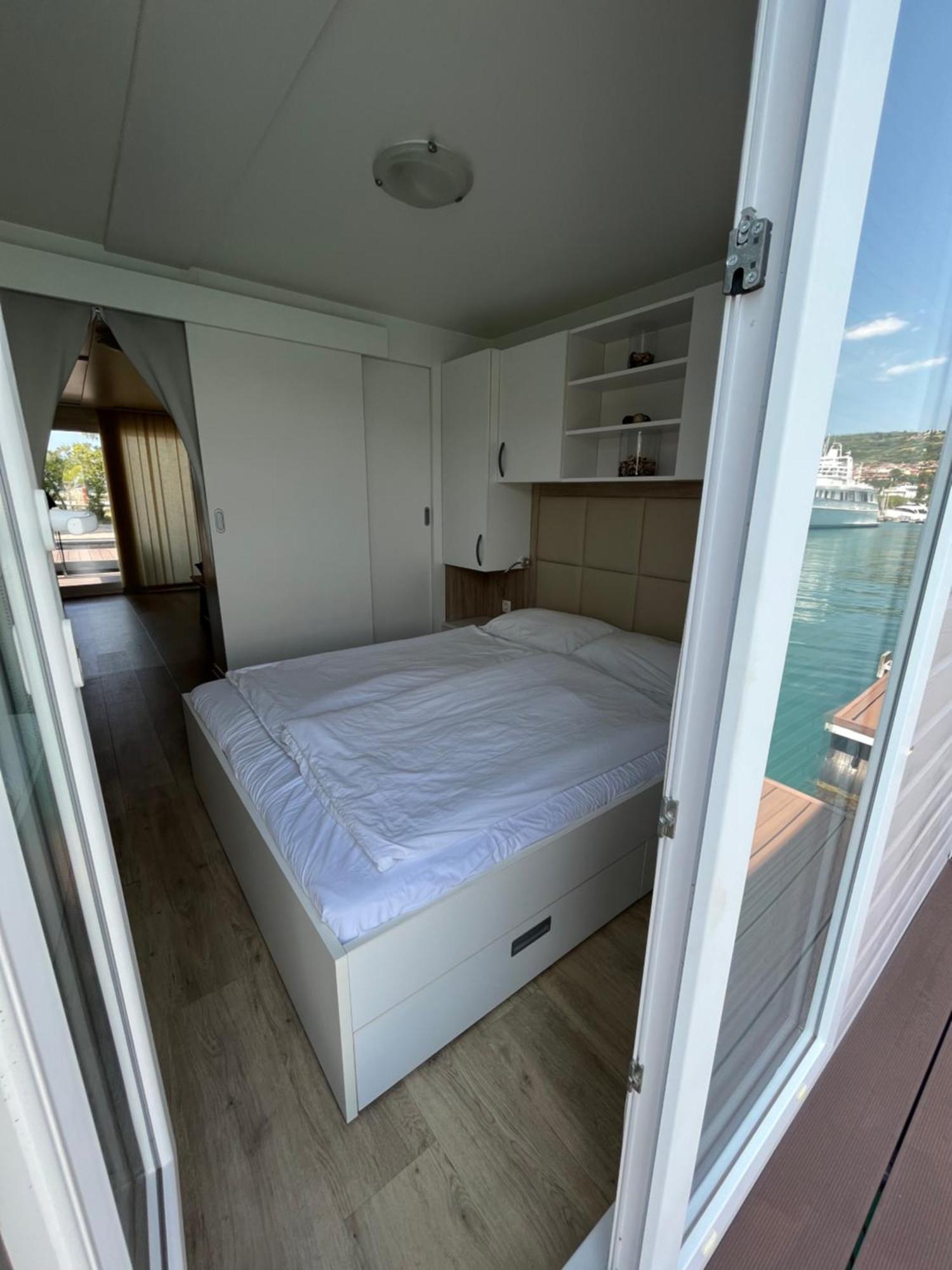 Marina Luxury Houseboat Lace ポルトローシュ エクステリア 写真